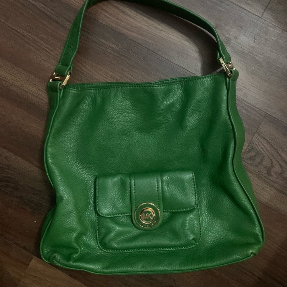 Michael Kors Push Lock Shoulder Tote Genuine Pebble Leather EUC